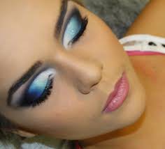Maquiagem Azul